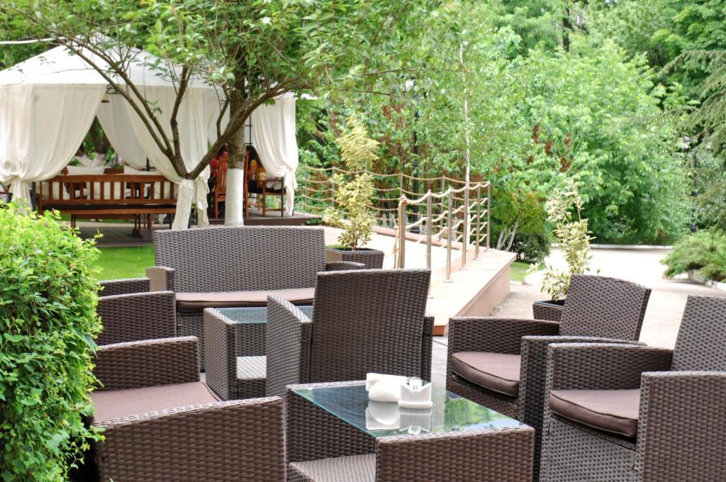 Viktoria Hotel Odessa Exterior photo