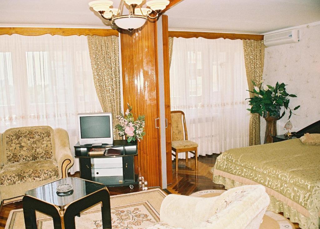 Viktoria Hotel Odessa Exterior photo